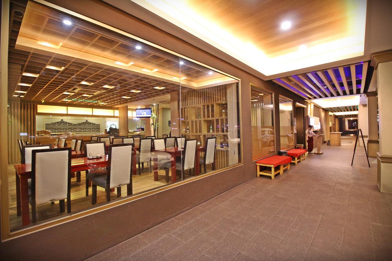 Jc Mark Hotel Bintulu Esterno foto