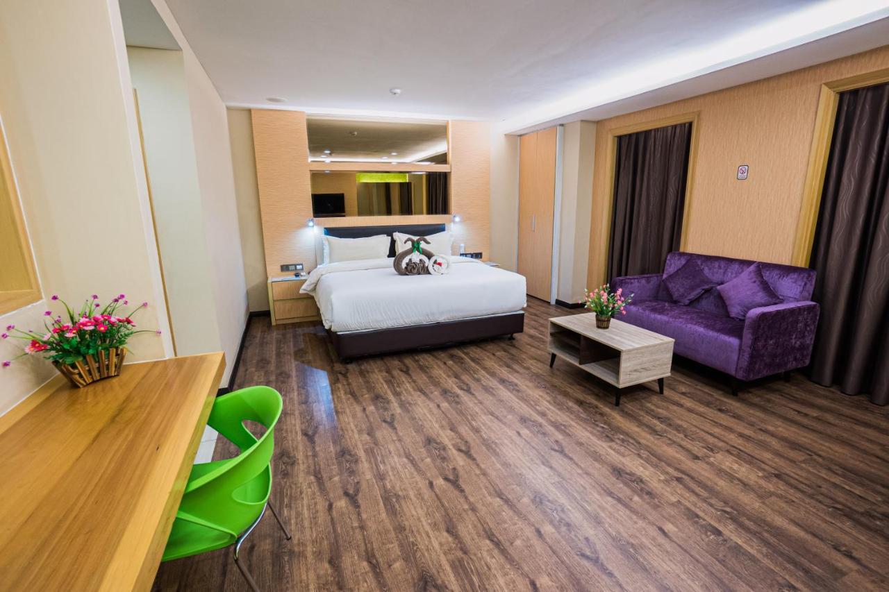 Jc Mark Hotel Bintulu Esterno foto